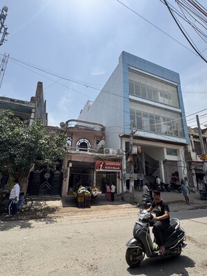  Showroom – Exterior View View at Deenpur - for Rent