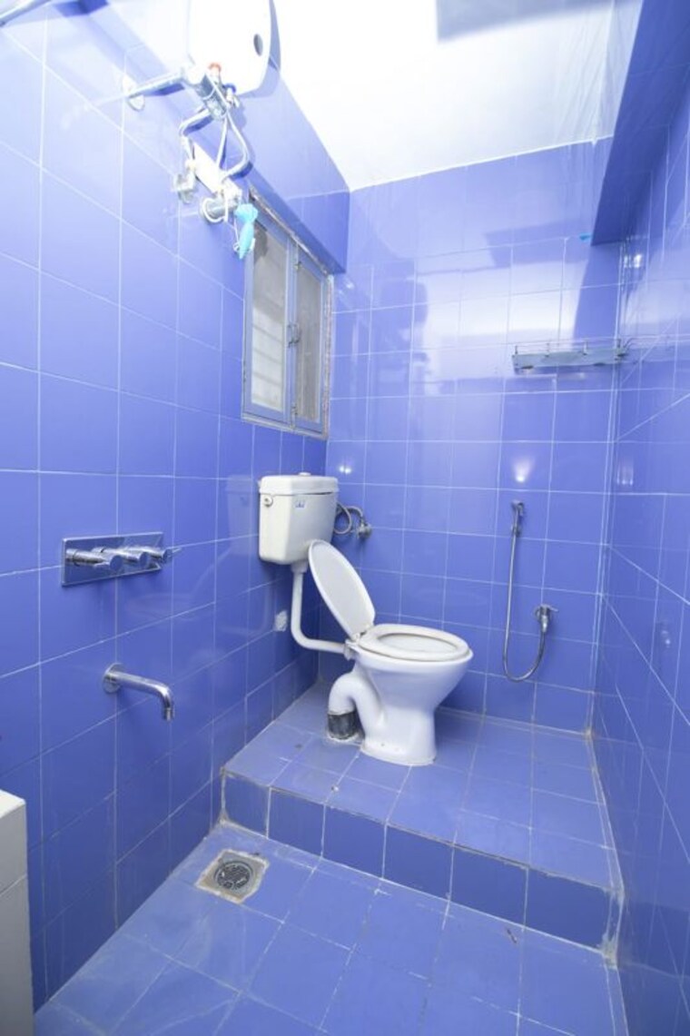 Bathroom, kanakia-spaces-niharika 2.5 Bedroom 1100 Sq.Ft. Apartment In Manpada Thane 10314938
