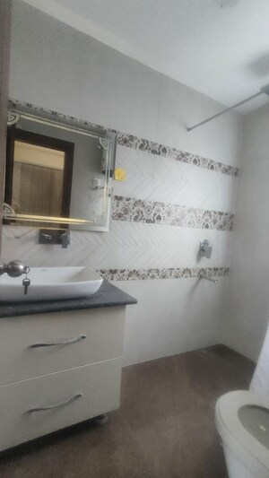 Bathroom in 3 BHK Builder Floor at South City 1 – for Rent