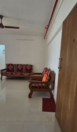 Bedroom in 2 BHK Apartment at Avant Hillway, Goregaon East – for Rent