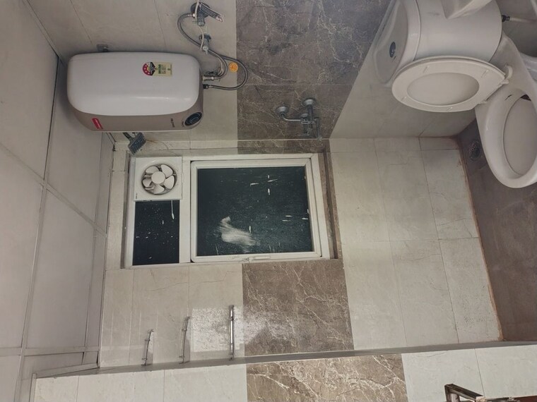 Bathroom, amrapali-riverview 3 Bedroom 1145 Sq.Ft. Apartment In Amrapali Leisure Valley Greater Noida 10315015