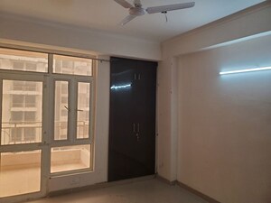 Room in 3 BHK Apartment at Supertech Ecovillage II, Sector 16b Greater Noida – for Sale