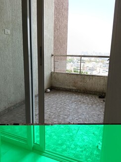 2 BHK Apartment For Rent in Shashwati Reflections