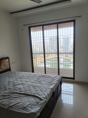 Room in 2 BHK Apartment at Today Elite, Ulwe – for Rent