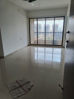 Room in 2 BHK Apartment at Today Elite, Ulwe – for Rent