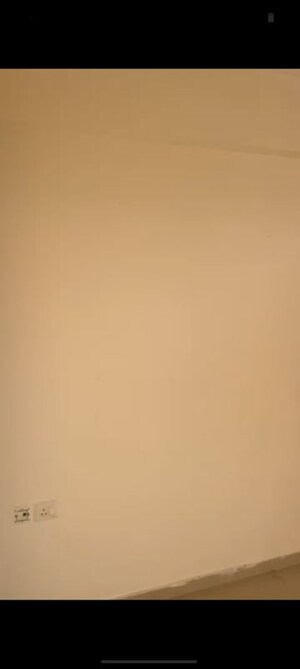 Room in 2 BHK Independent House at RWA Apartments, Sector 31 – for Rent