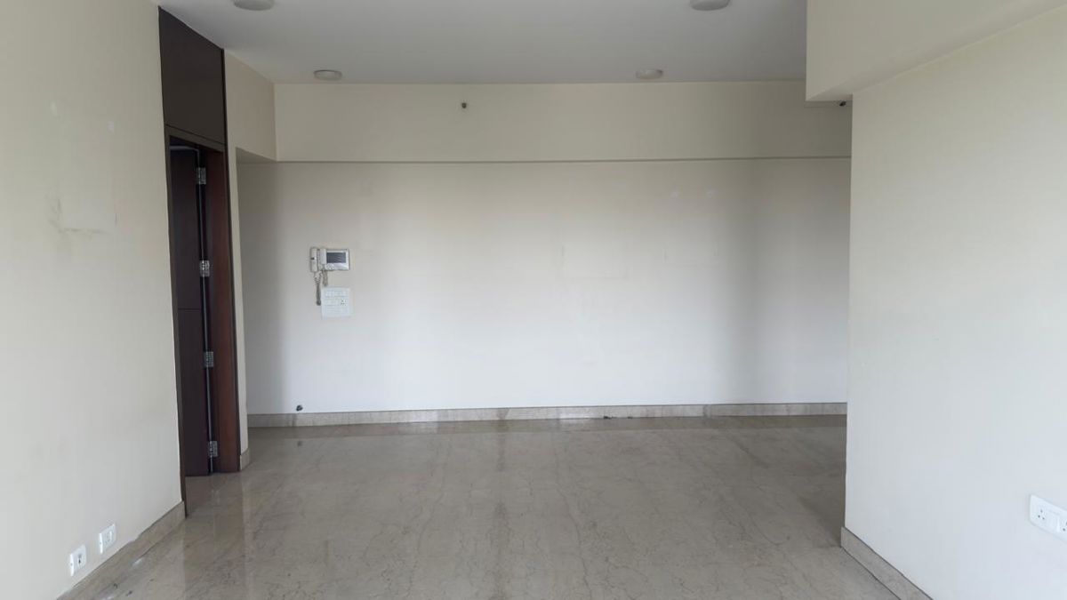 3 BHK + Study Room,Extra Room 1300 Sq.Ft. Apartment in Godrej Platinum Mumbai