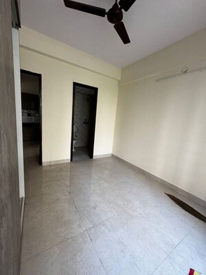 Room in 2 BHK Apartment at Signature The Serenas, Sohna Sector 36 – for Rent