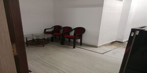 Parking in 5 BHK Builder Floor at Gomti Nagar – for Rent