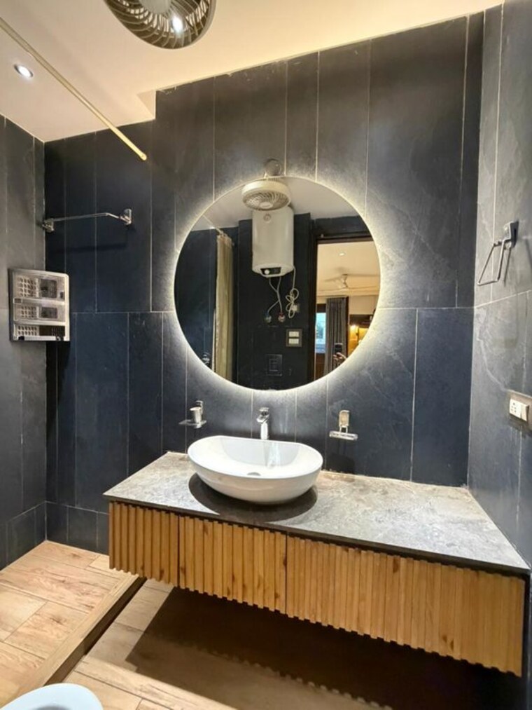 Kitchen, kalkaji 3 Bedroom 1800 Sq.Ft. Builder Floor In Kalkaji Delhi 10315197