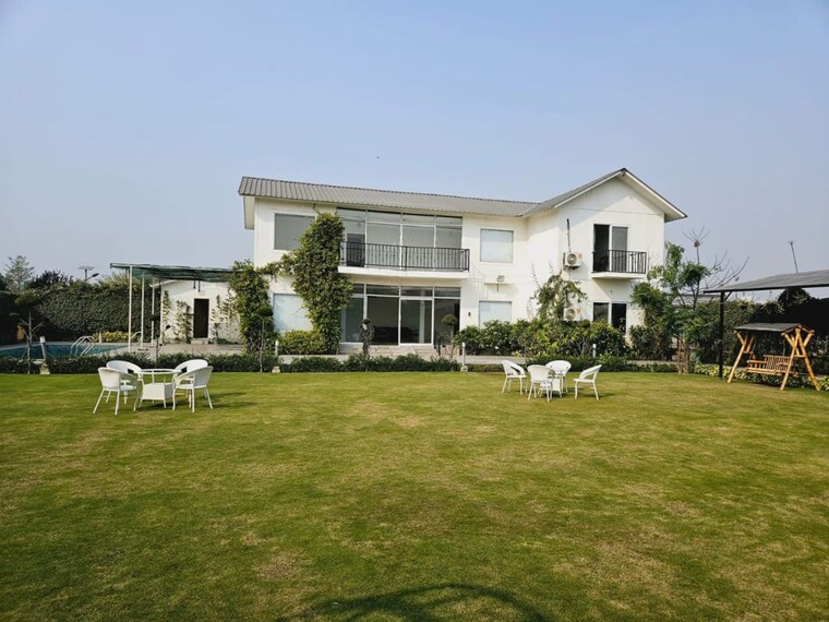 Exterior View, sector 135 4 Bedroom 1008 Sq.Yd. Independent House In Sector 135 Noida 10315167