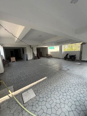 Parking in 2 BHK Builder Floor at Canal Road – for Sale