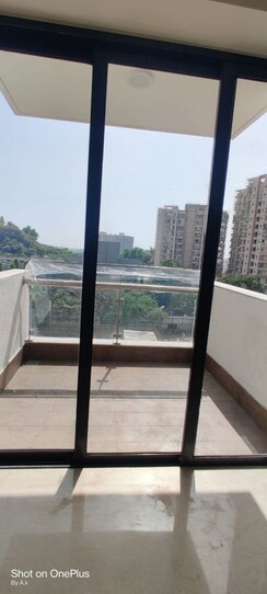 2 BHK Apartment For Rent in Shapoorji Pallonji Vicinia