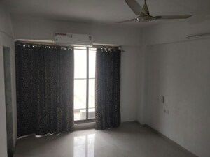 Room in 4 BHK Apartment at Randesan – for Rent
