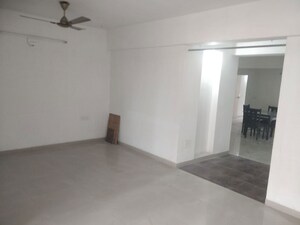 Room in 4 BHK Apartment at Randesan – for Rent