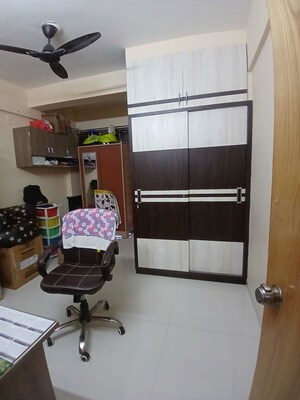 Team Area in 2 BHK Apartment at Raysan – for Rent