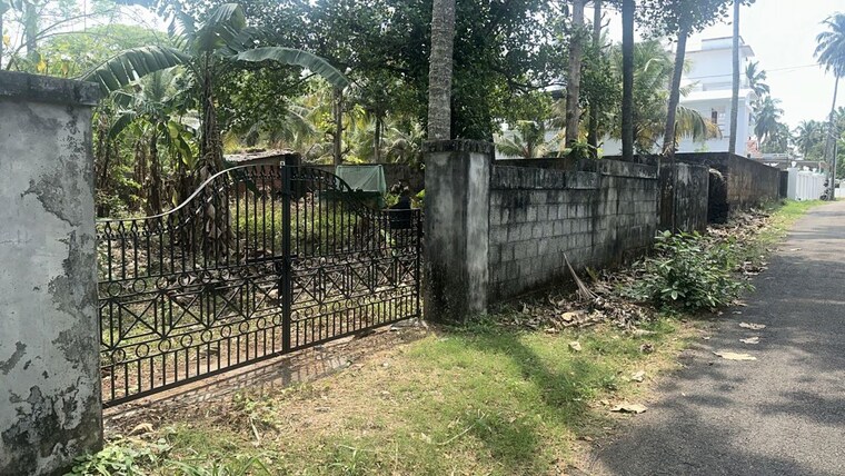 undefined, kuttanellur  9583 Sq.Ft. Plot In Kuttanellur Thrissur 10315314