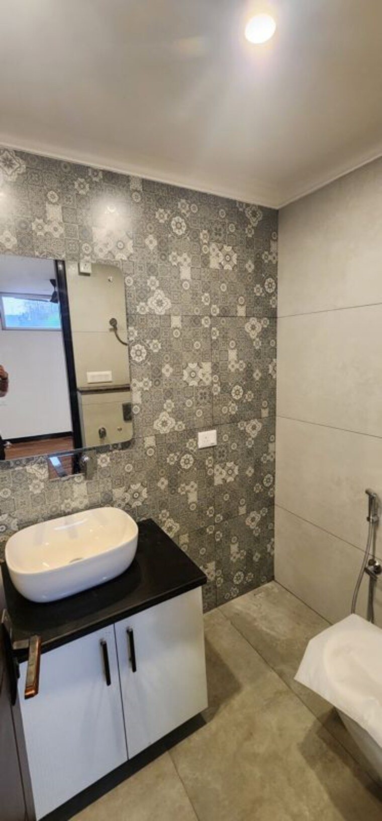 Bathroom, canal road 5 Bedroom 150 Sq.Yd. Independent House In Canal Road Dehradun 10315313