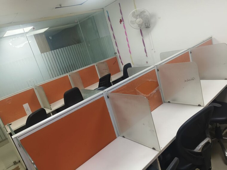 Team Area, sector 16 Commercial Office Space 500 Sq.Ft. In Sector 16 Noida 10315386