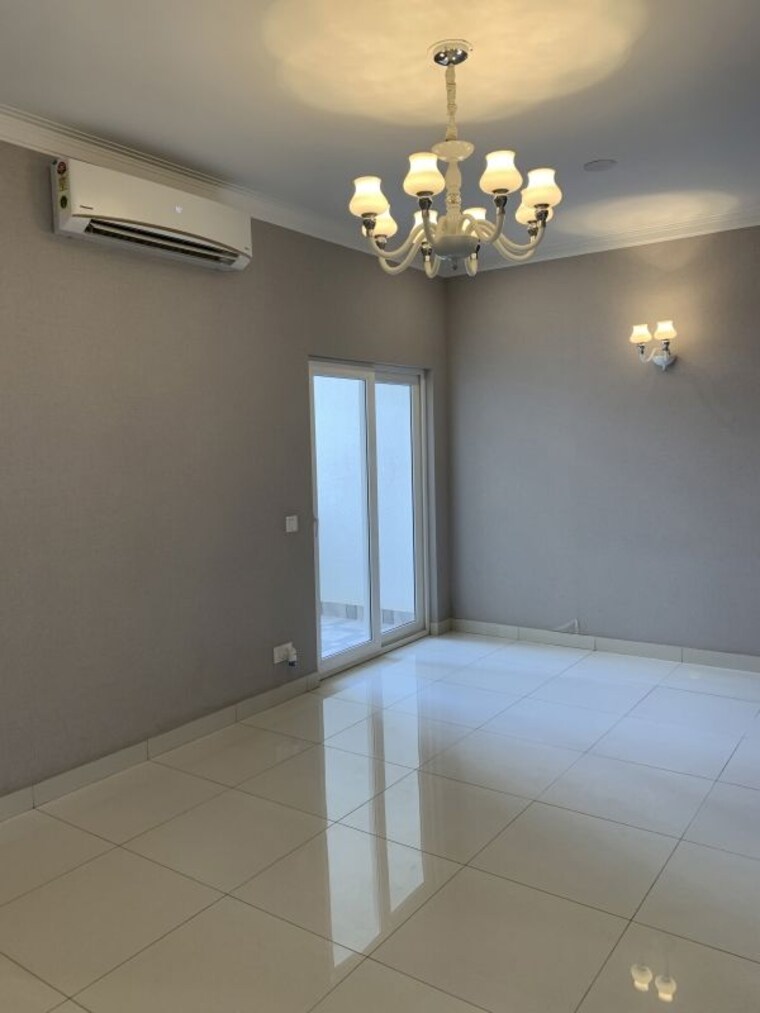 Room, central-park-flower-valley-aqua-front-towers 4 Bedroom 2600 Sq.Ft. Apartment In Sohna Sector 33 Gurgaon 10315404
