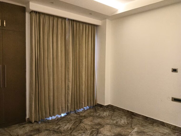 Room, central-park-flower-valley-aqua-front-towers 4 Bedroom 2600 Sq.Ft. Apartment In Sohna Sector 33 Gurgaon 10315404