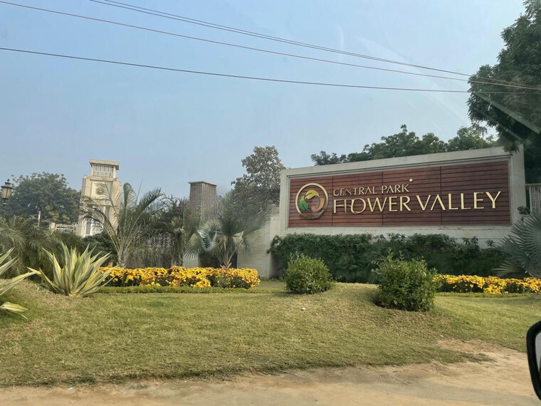 Exterior View, central-park-flower-valley-aqua-front-towers 4 Bedroom 2600 Sq.Ft. Apartment In Sohna Sector 33 Gurgaon 10315404