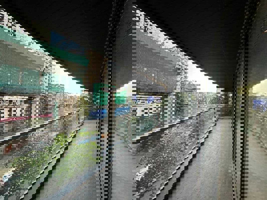 3 BHK 1800 Sq.Ft. Apartment in Amal Juhu Sheetal CHS