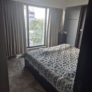 Bedroom in 2 BHK Apartment at Juhu Breeze CHS, Santacruz West – for Rent