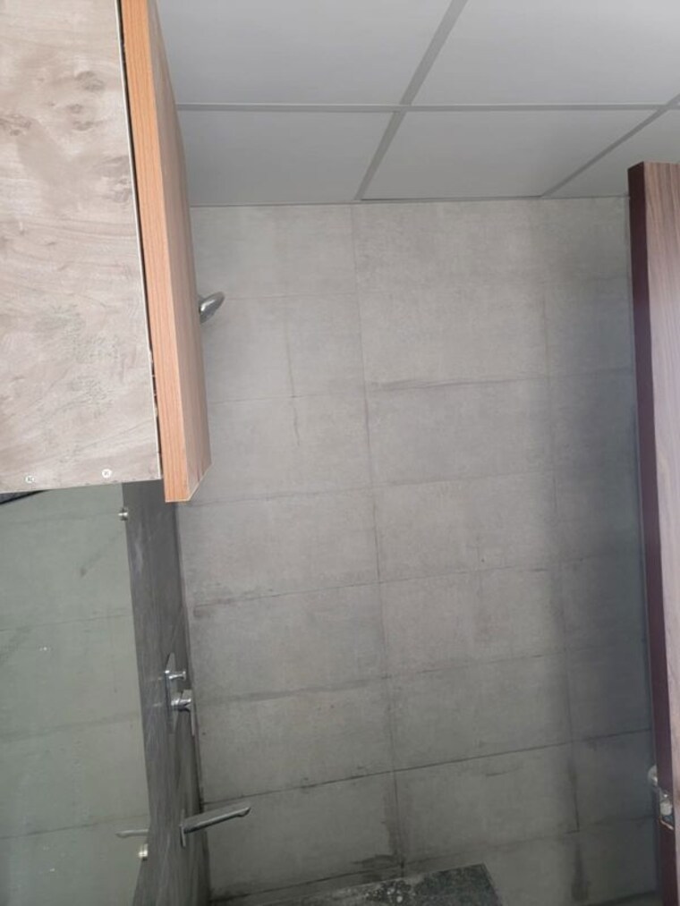 Bathroom, vatika-xpressions 2.5 Bedroom 1350 Sq.Ft. Builder Floor In Sector 88b Gurgaon 10315627