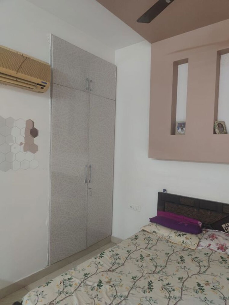 Room, sector 37 2 Bedroom 704 Sq.Ft. Builder Floor In Sector 37 Faridabad 10315701