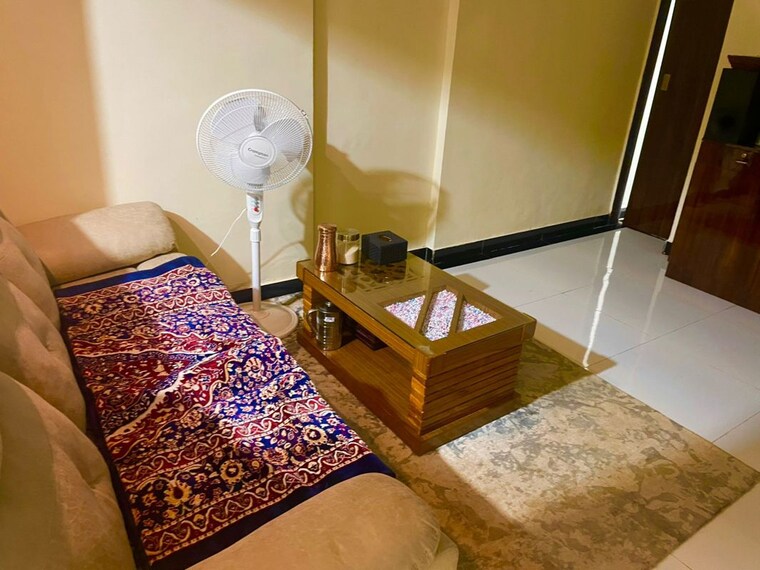 Living Room, royal-palms 1 Bedroom 450 Sq.Ft. Apartment In Goregaon East Mumbai 10315683