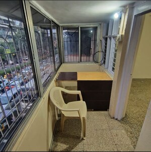 Balcony in 1 BHK Apartment at Erandwane – for Rent