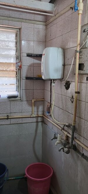 Bathroom in 1 BHK Apartment at Erandwane – for Rent