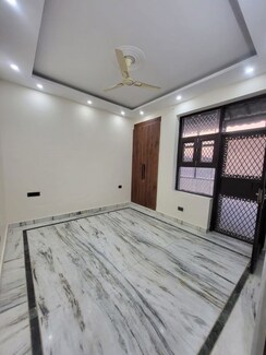 3 BHK + Servant Room Builder Floor For Sale in Green Fields Colony