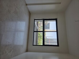 Room in 5 BHK Apartment at Sri Apple Regency Mundhwa, Mundhwa – for Sale