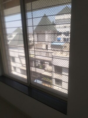 Room in 2 BHK Apartment at Chandan Garden, Nibm Road – for Rent