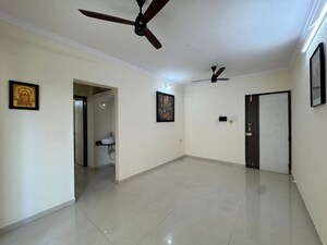 Room in 2 BHK Apartment at Neelkanth Girija, Vartak Nagar – for Rent