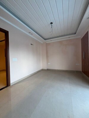 Room in 3 BHK Builder Floor at Chattarpur – for Sale