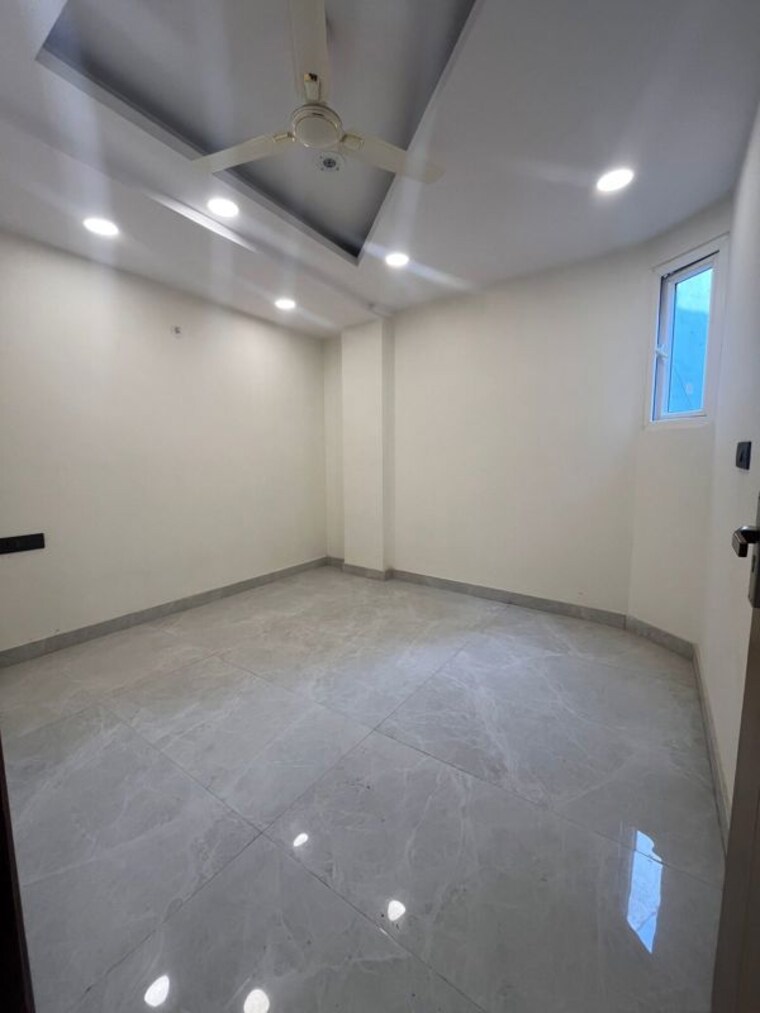 Room, chattarpur 3 Bedroom 135 Sq.Yd. Builder Floor In Chattarpur Delhi 10315747