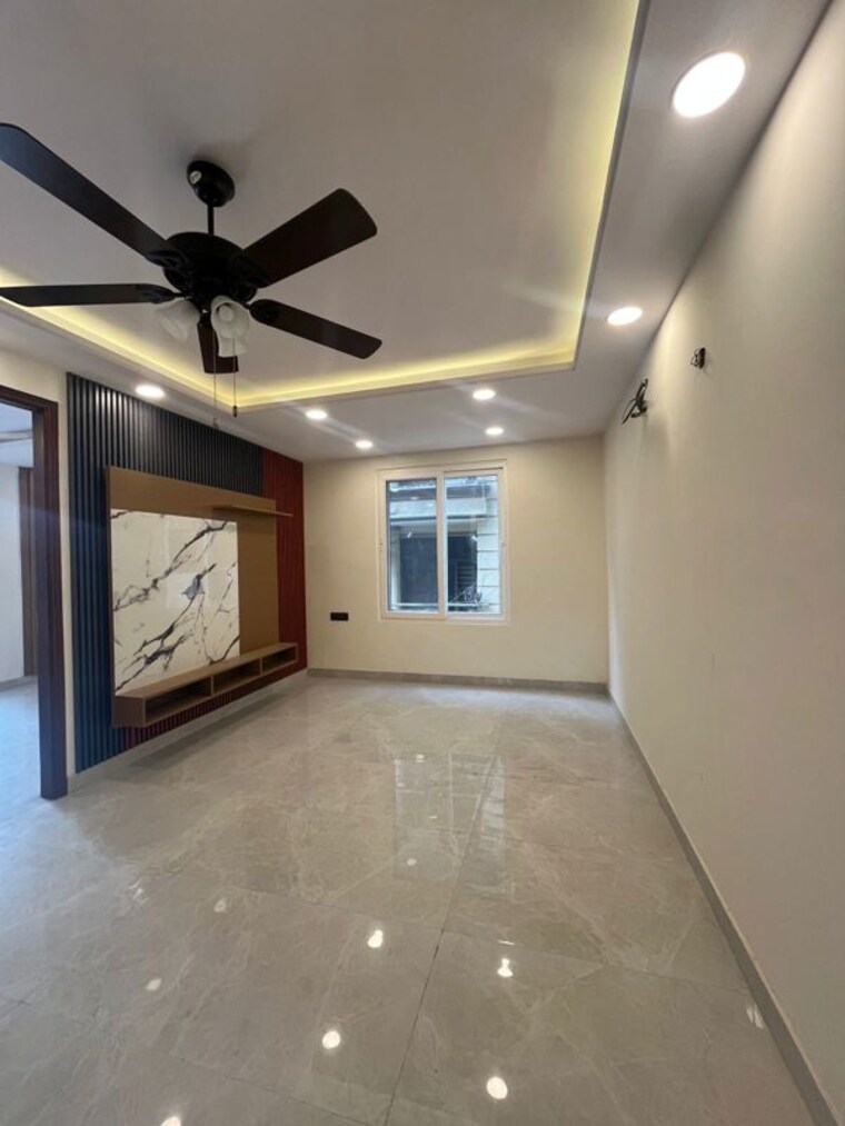Living Room, chattarpur 3 Bedroom 135 Sq.Yd. Builder Floor In Chattarpur Delhi 10315747