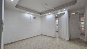 Room in 2 BHK Builder Floor at Saket – for Rent