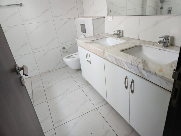 Bathroom, tata-primanti-tower-residences 3 Bedroom 2185 Sq.Ft. Apartment In Sector 72 Gurgaon 10314473