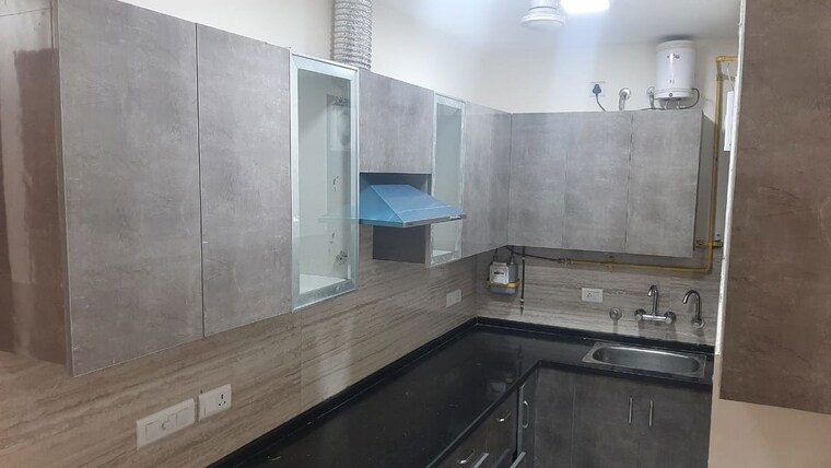 Kitchen, lajpat nagar i 2 Bedroom 1086 Sq.Ft. Builder Floor In Lajpat Nagar I Delhi 10316143