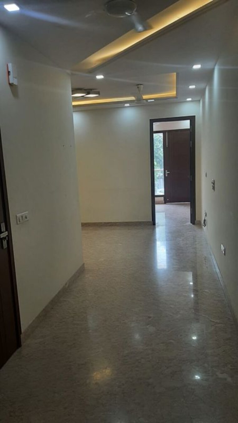 Room, lajpat nagar i 2 Bedroom 1120 Sq.Ft. Builder Floor In Lajpat Nagar I Delhi 10316154