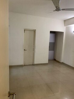 3.5 BHK Apartment For Rent in Emaar Emerald Estate