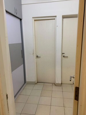 Building Lobby in 3.5 BHK Apartment at Emaar Emerald Estate, Sector 65 – for Rent