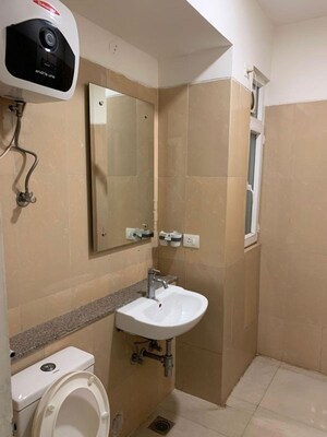 Bathroom in 3.5 BHK Apartment at Emaar Emerald Estate, Sector 65 – for Rent