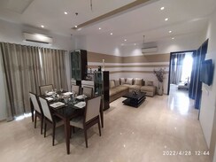 3 BHK Builder Floor For Sale in Sainik Colony