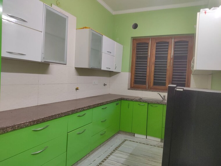 Kitchen, ansal-plaza-gurgaon 3 Bedroom 1200 Sq.Ft. Builder Floor In Palam Vihar Gurgaon 10316235