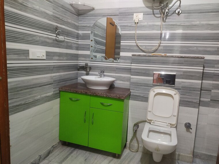 Team Area, ansal-plaza-gurgaon 3 Bedroom 1200 Sq.Ft. Builder Floor In Palam Vihar Gurgaon 10316235